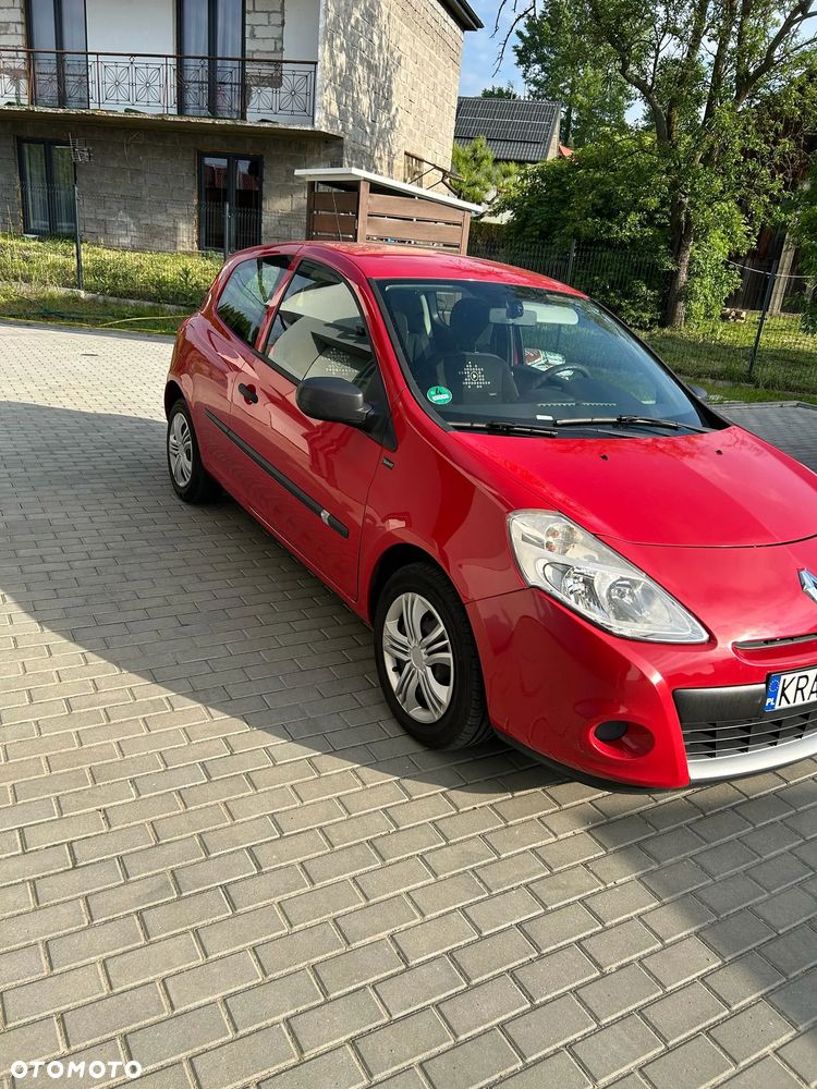 Renault Clio 1.2 16V 75 Expression - 4