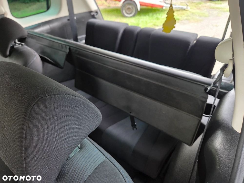 Mazda 5 2.0 MZR-DISI i-stop Sendo - 31