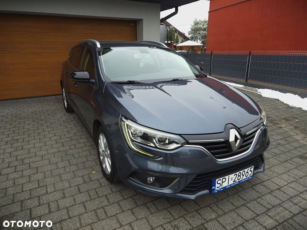 Renault Megane TCe 115 GPF LIMITED - 11