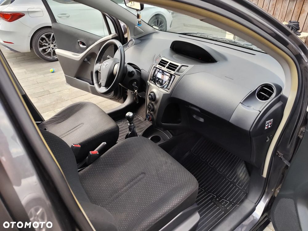 Toyota Yaris 1.4 D-4D Life - 31