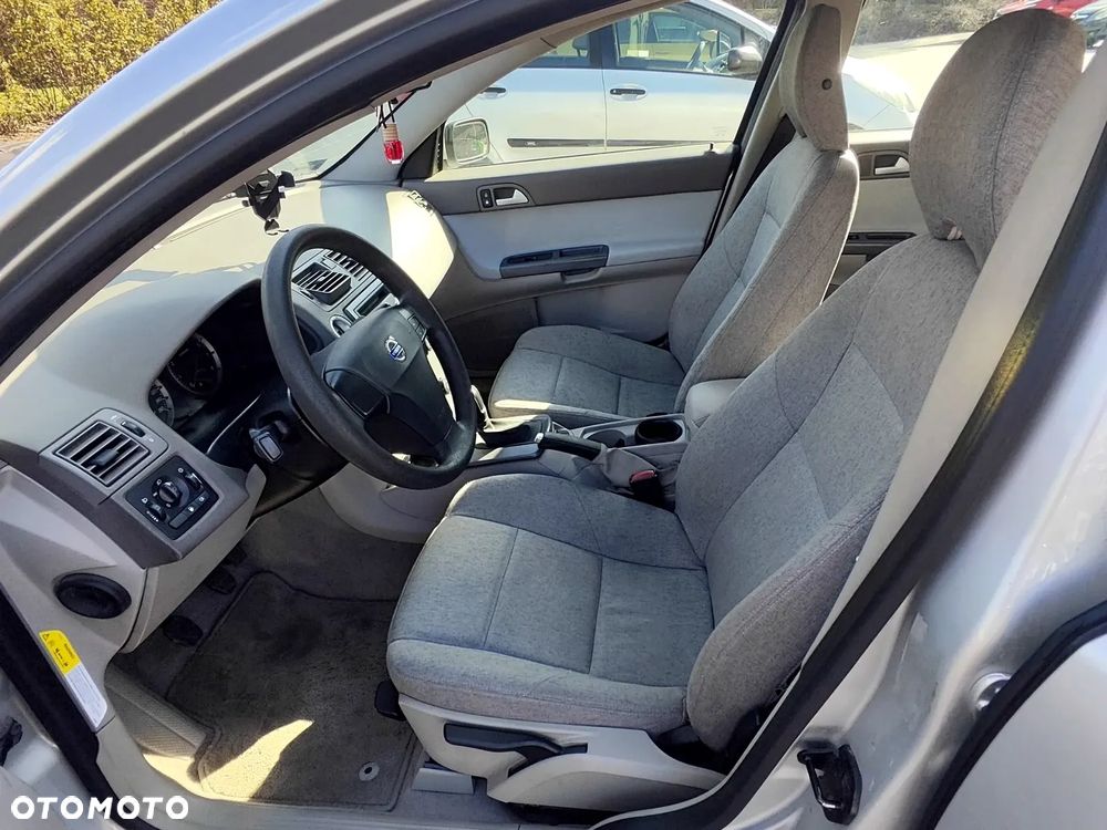 Volvo S40 1.8 - 8