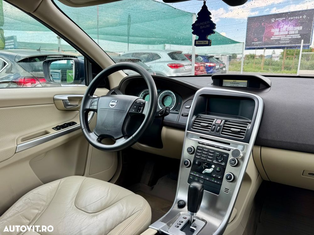 Volvo XC 60 D4 AWD Geartronic Summum - 22