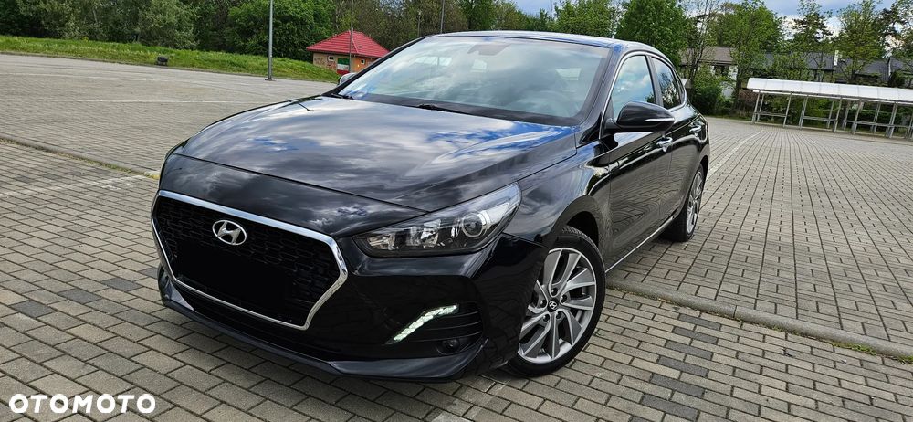 Hyundai i30 1.6 CRDI Premium - 1