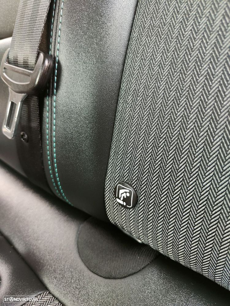 Peugeot 3008 1.5 BlueHDi Allure - 29