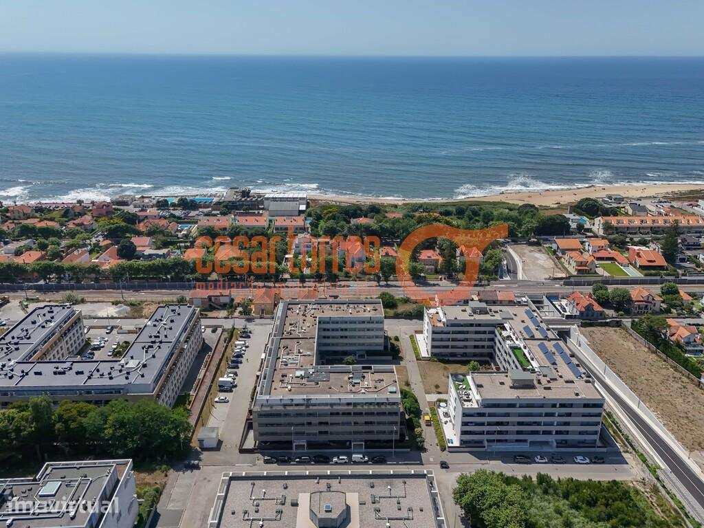 Excelente T3 aproximadamente a 500m da praia da Granja - Grande imagem: 2/22