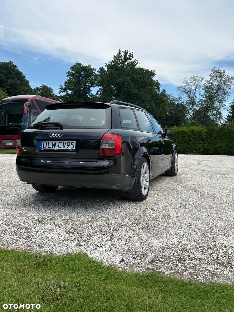 Audi A4 Avant - 8