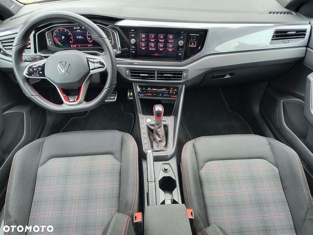 Volkswagen Polo - 15