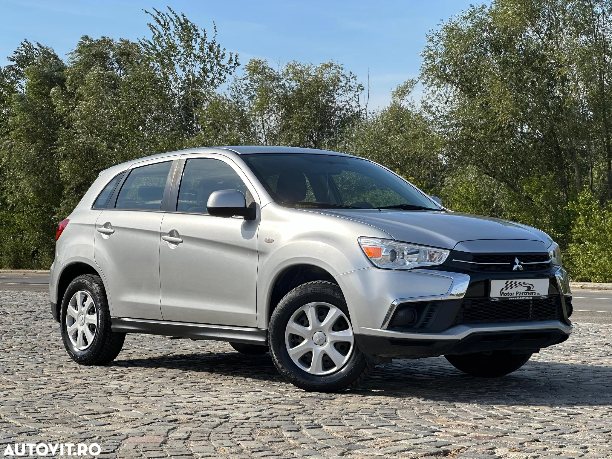 Mitsubishi ASX 1.6 Litre 2WD MIVEC Inform - 2