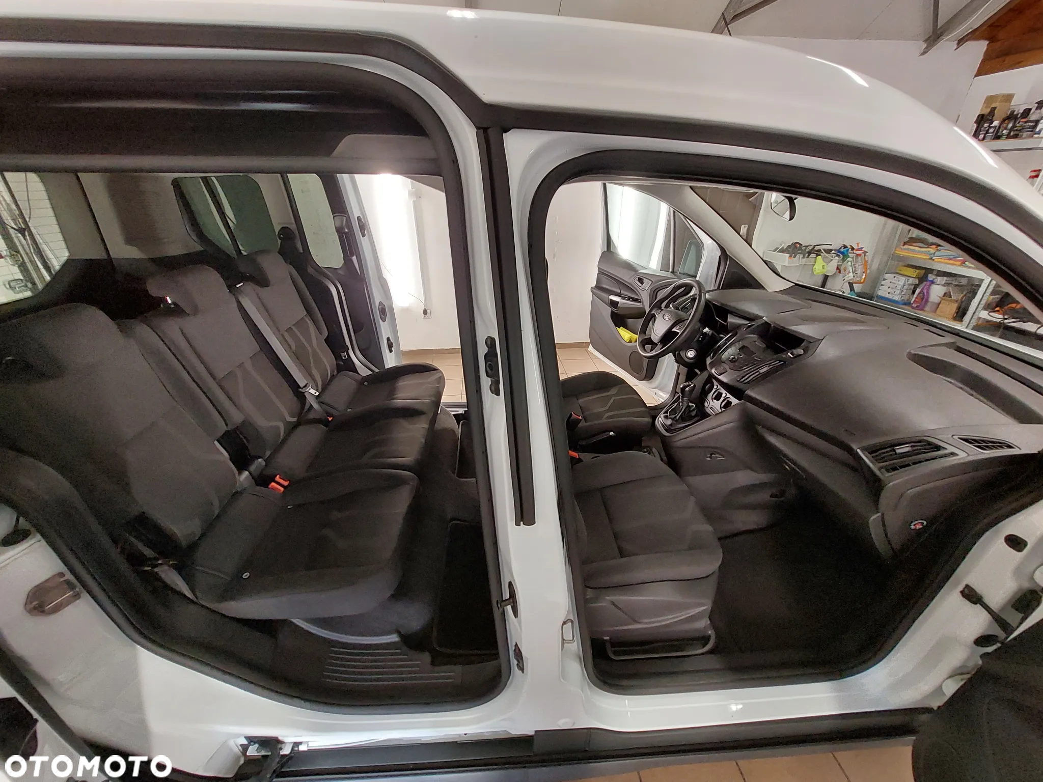 Ford Tourneo Connect 1.5 EcoBlue Trend - 12
