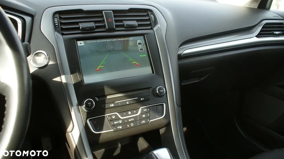 Ford Mondeo 2.0 EcoBoost ST-Line - 15