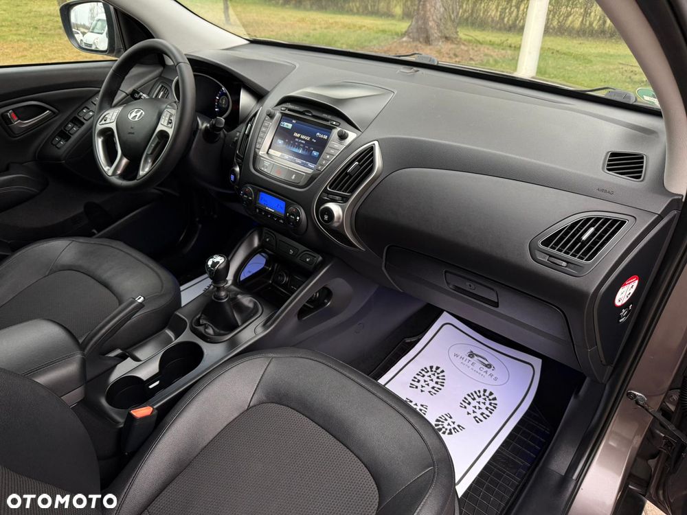 Hyundai ix35 2.0 CRDi 4WD 5 Star Edition - 32