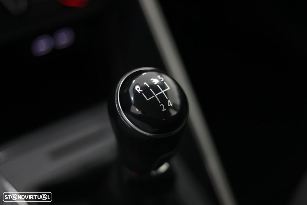 VW Polo 1.0 Confortline - 29