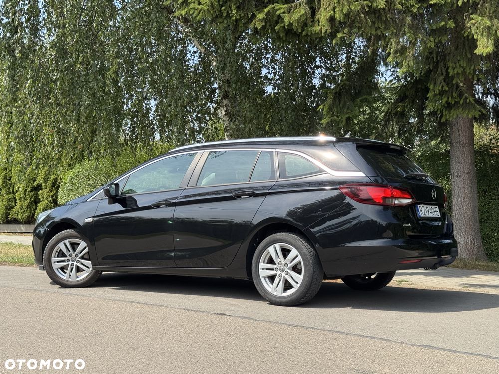 Opel Astra 1.6 CDTI Dynamic S&S - 9