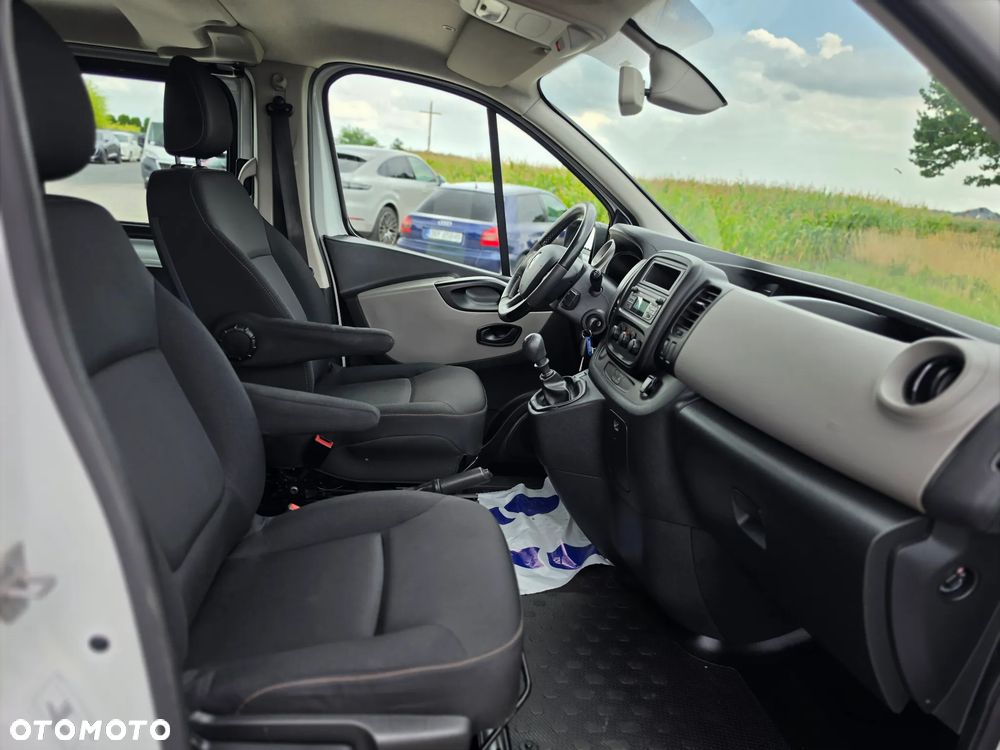 Renault Trafic - 19