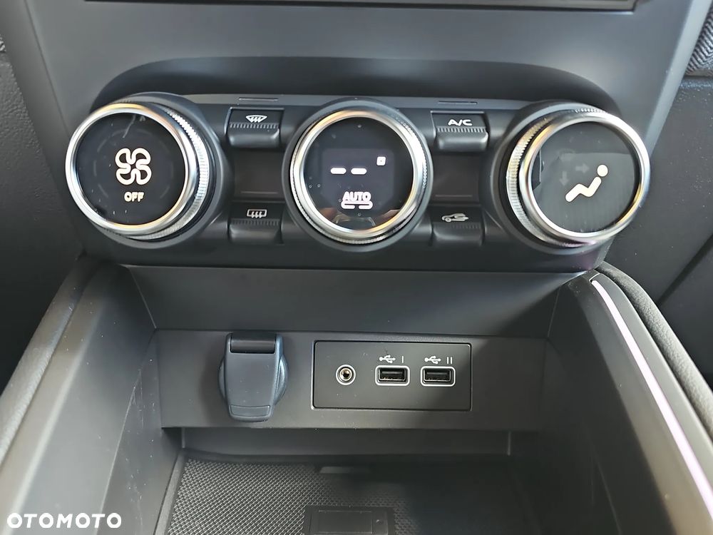 Renault Clio 1.0 TCe Techno - 23