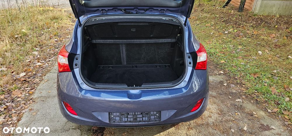 Hyundai i30 1.4 Select - 16