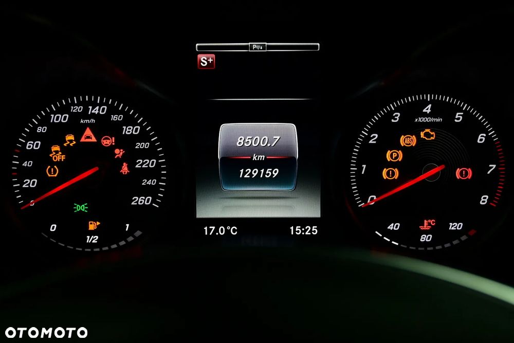 Mercedes-Benz Klasa C 180 AMG Line - 27