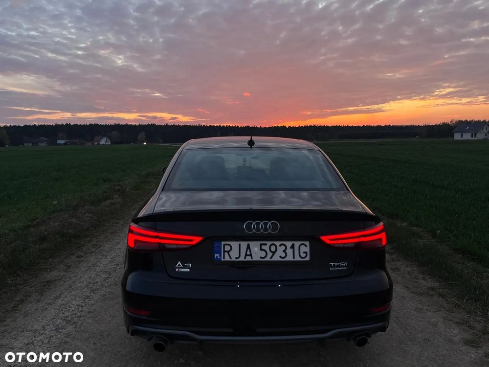 Audi A3 2.0 TFSI quattro S tronic sport - 1