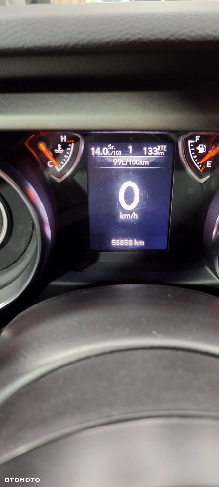Jeep Wrangler - 10