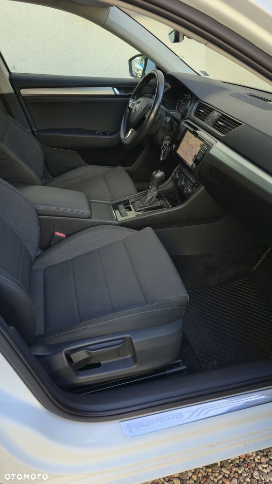 Skoda Superb 2.0 TDI Ambition DSG7 - 16