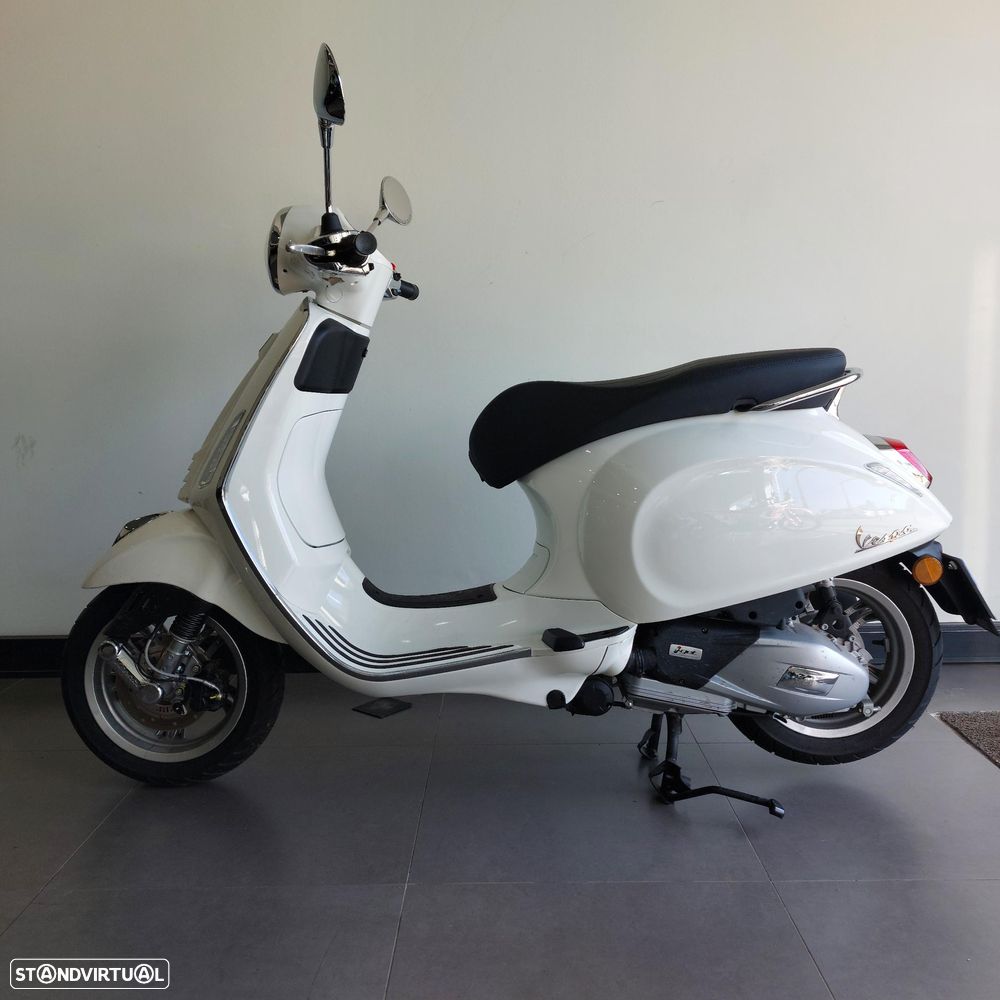 Vespa Primavera - 4