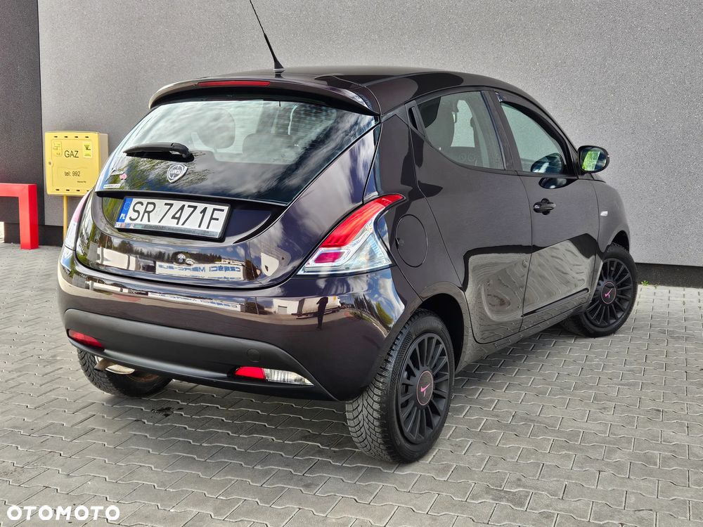 Lancia Ypsilon 1.2 8V Gold S&S - 30