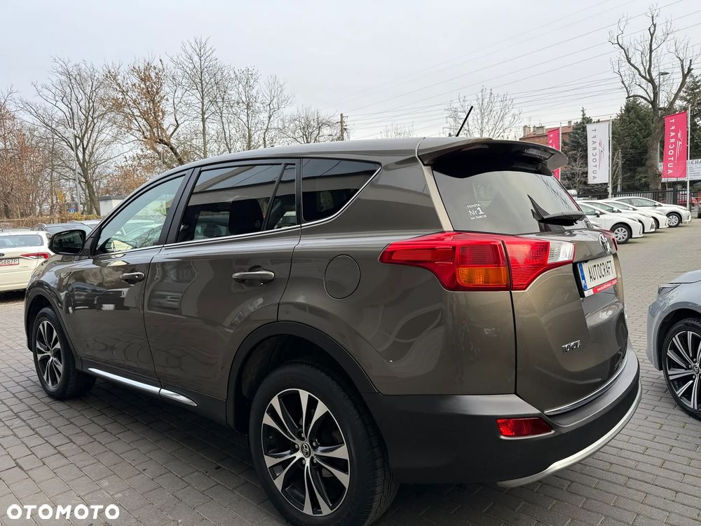 Toyota RAV4 2.0 D-4D Premium - 26