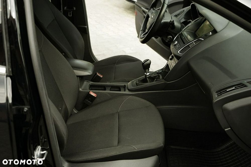 Ford Focus - 17