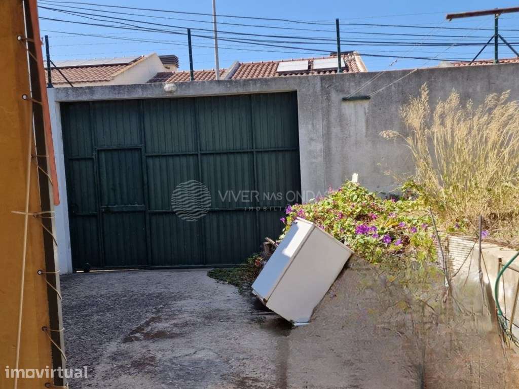 Investimento | Moradia T4 em Alverca do Ribatejo! Quatro frações pa... - Grande imagem: 2/19