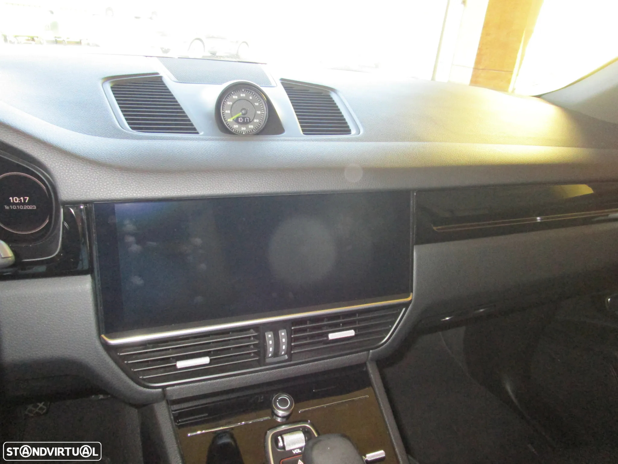 Porsche Cayenne E-Hybrid Platinum Edition - 36