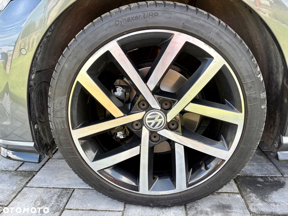 Volkswagen Golf - 36