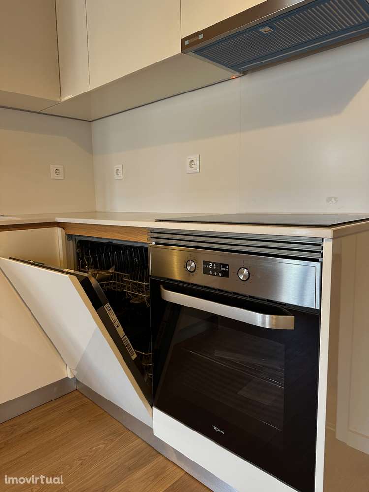 Apartamento residencial T0 na Rua da Firmeza - Grande imagem: 3/16