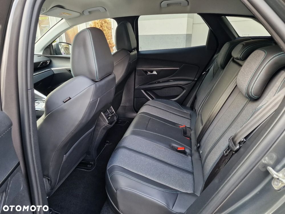 Peugeot 3008 225 e-EAT8 Allure Pack - 23