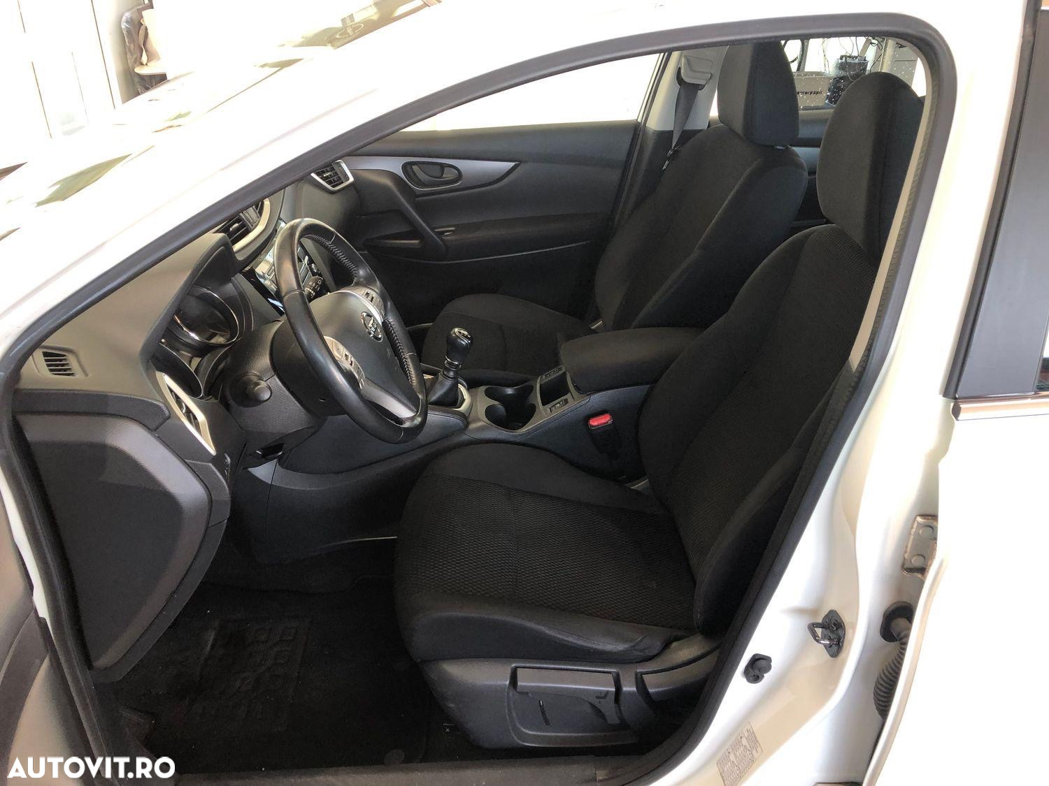Nissan Qashqai 1.2 DIG-T Start/Stop Acenta - 8