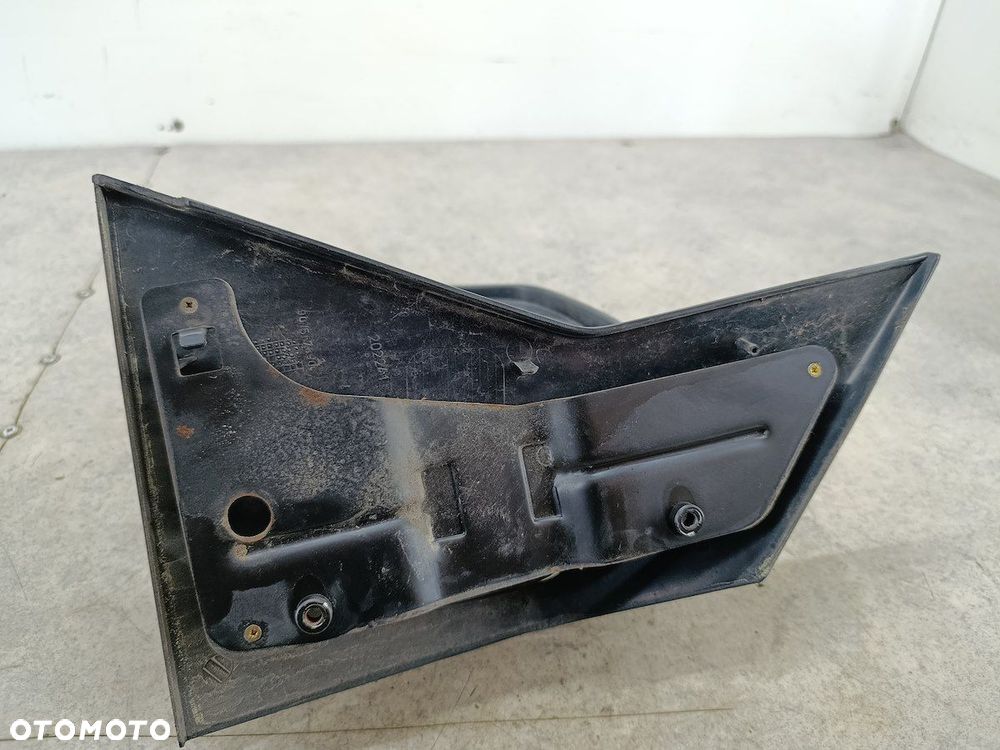 LUSTERKO LEWE MERCEDES-BENZ VITO W638 9147 - 7