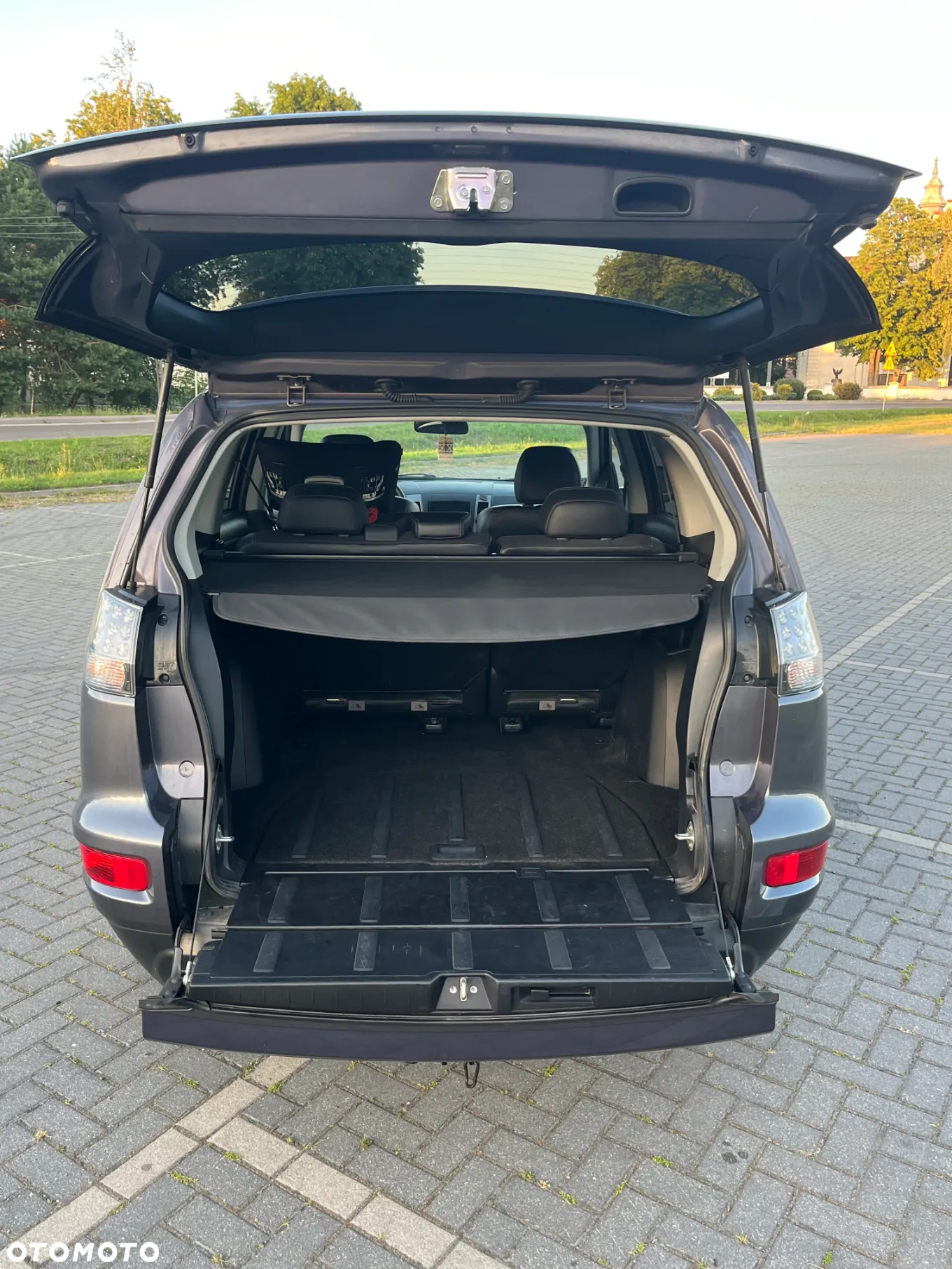 Mitsubishi Outlander 2.0 Intense 2WD EU5 CVT - 14