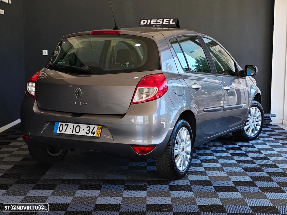 Renault Clio 1.5 dCi Dynamique S C.Reb. - 19