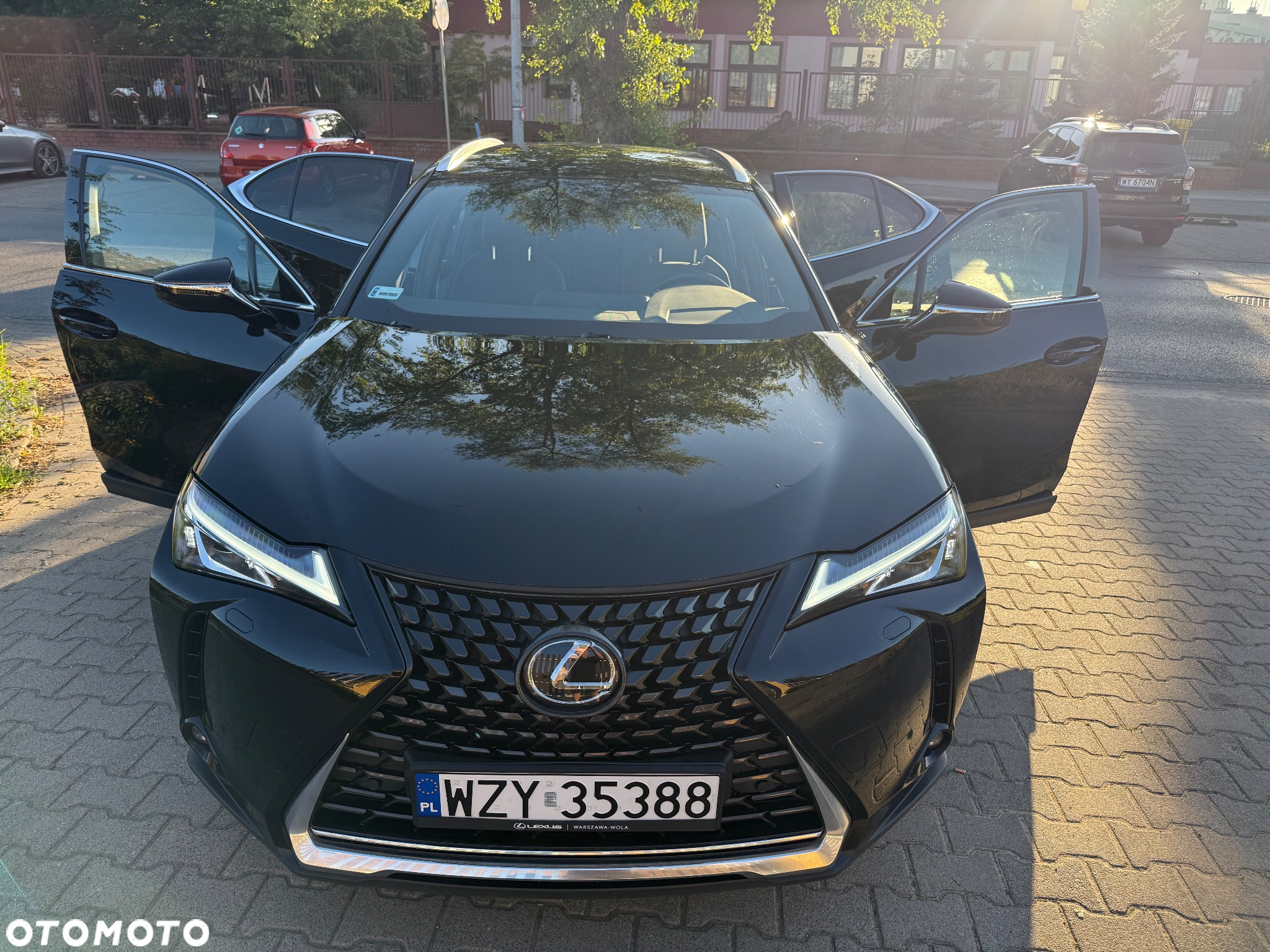 Lexus UX - 3
