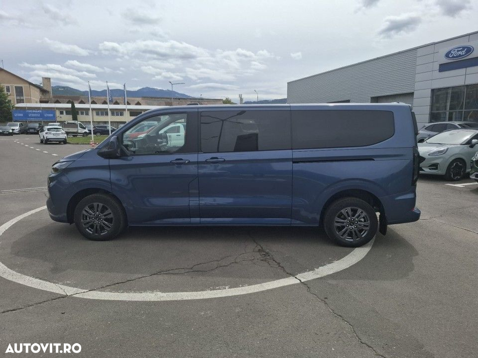 Ford Tourneo Custom - 5