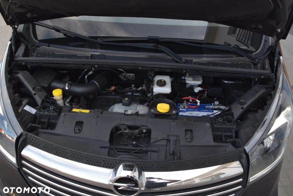 Opel Vivaro - 19