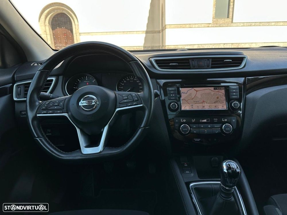 Nissan Qashqai 1.5 dCi N-Connecta J18+Led - 15