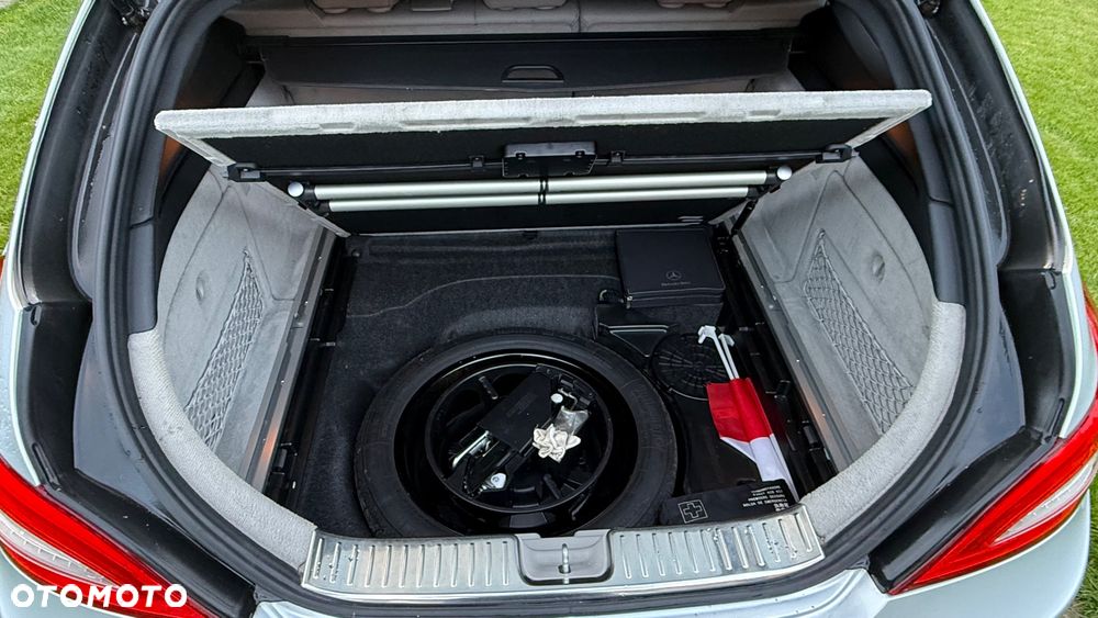 Mercedes-Benz CLS 350 CDI 4-Matic BlueEff - 21