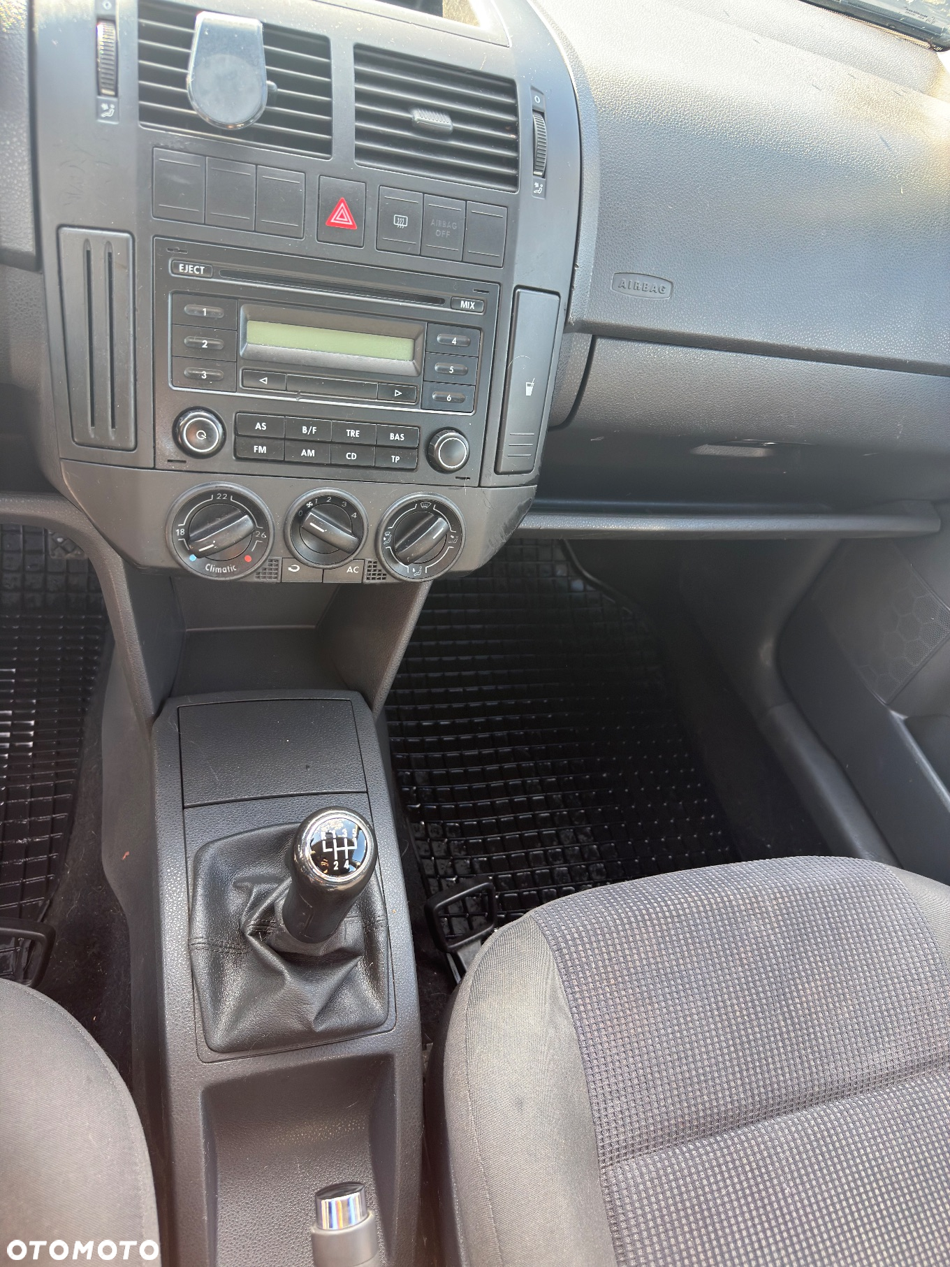 Volkswagen Polo - 9