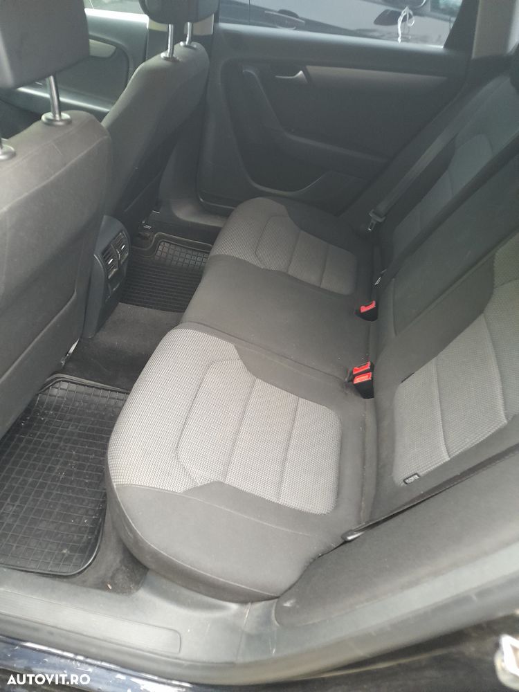 Volkswagen Passat 2.0 TDI BlueMotion Technology Comfortline - 5