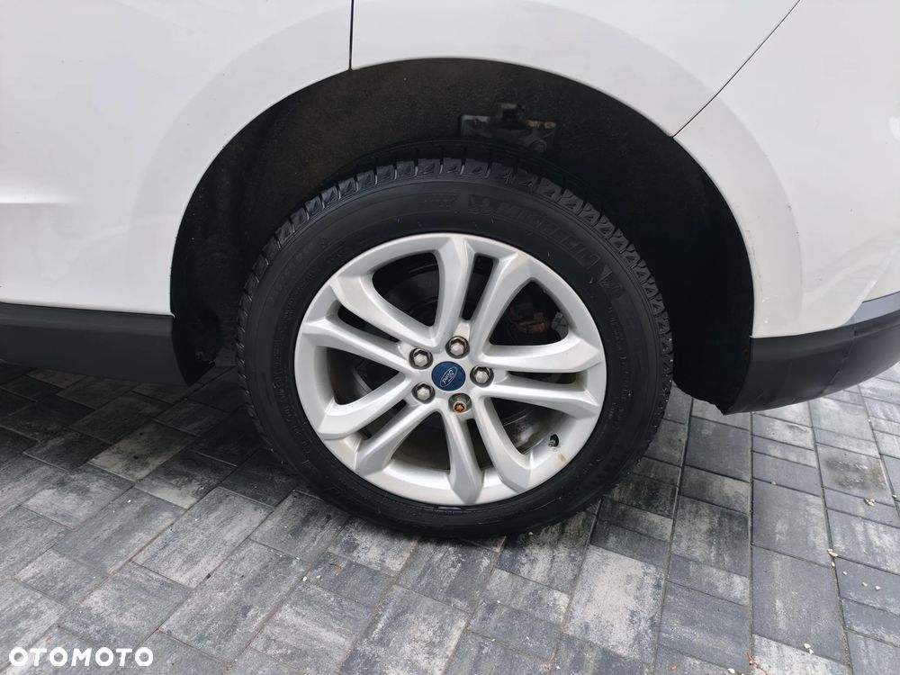 Ford Edge - 17