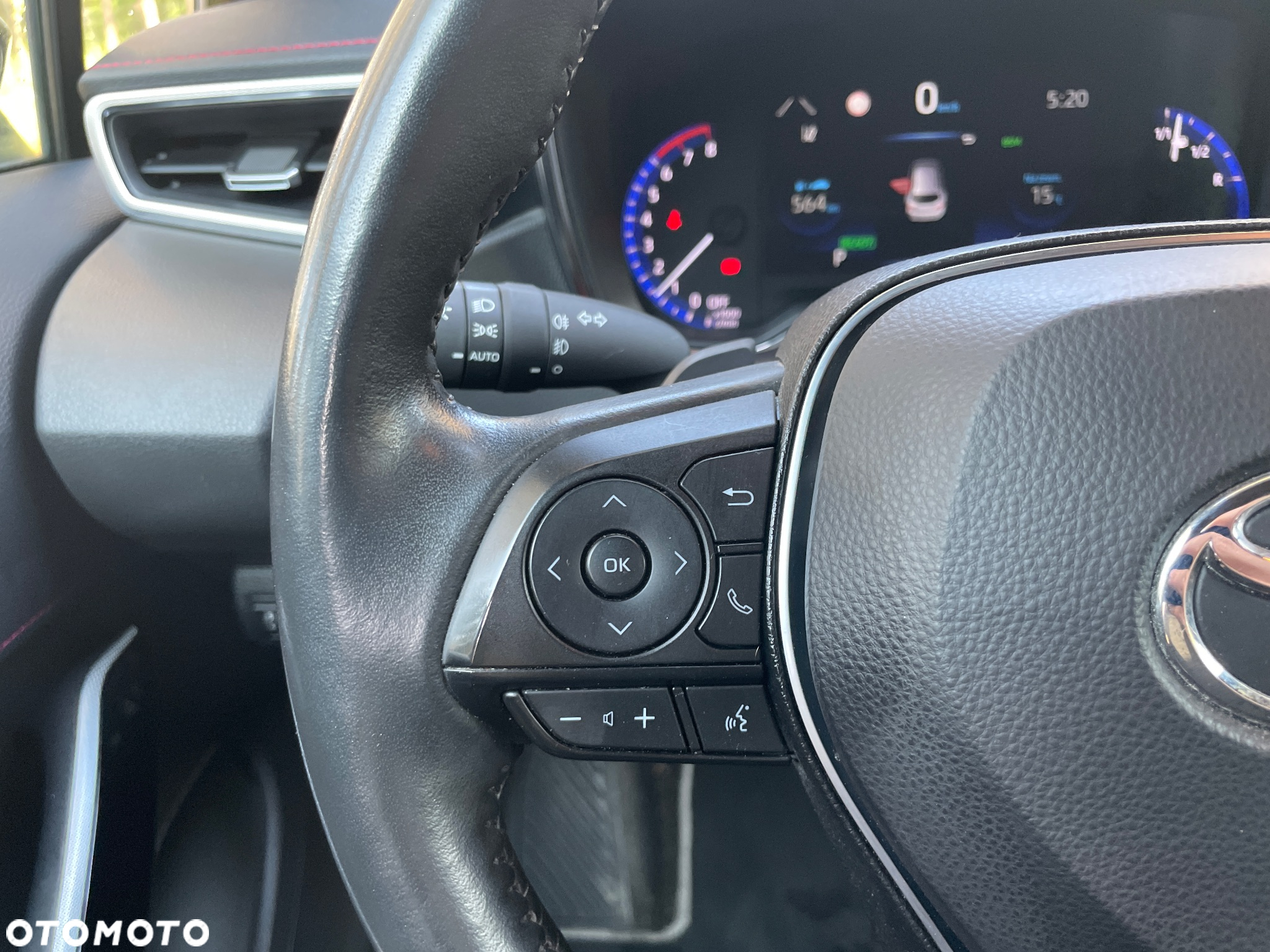 Toyota Corolla - 17