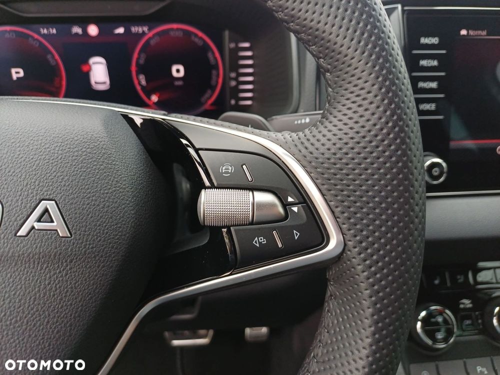 Skoda Karoq 1.5 TSI ACT Sportline DSG - 10