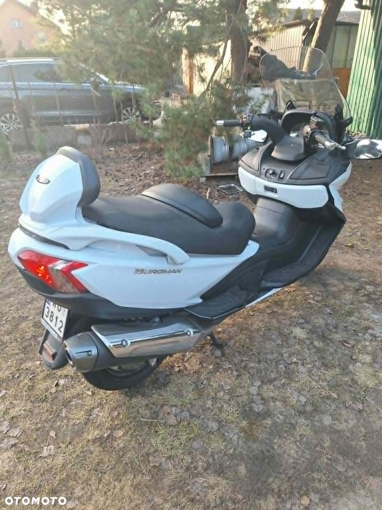 Suzuki Burgman - 3