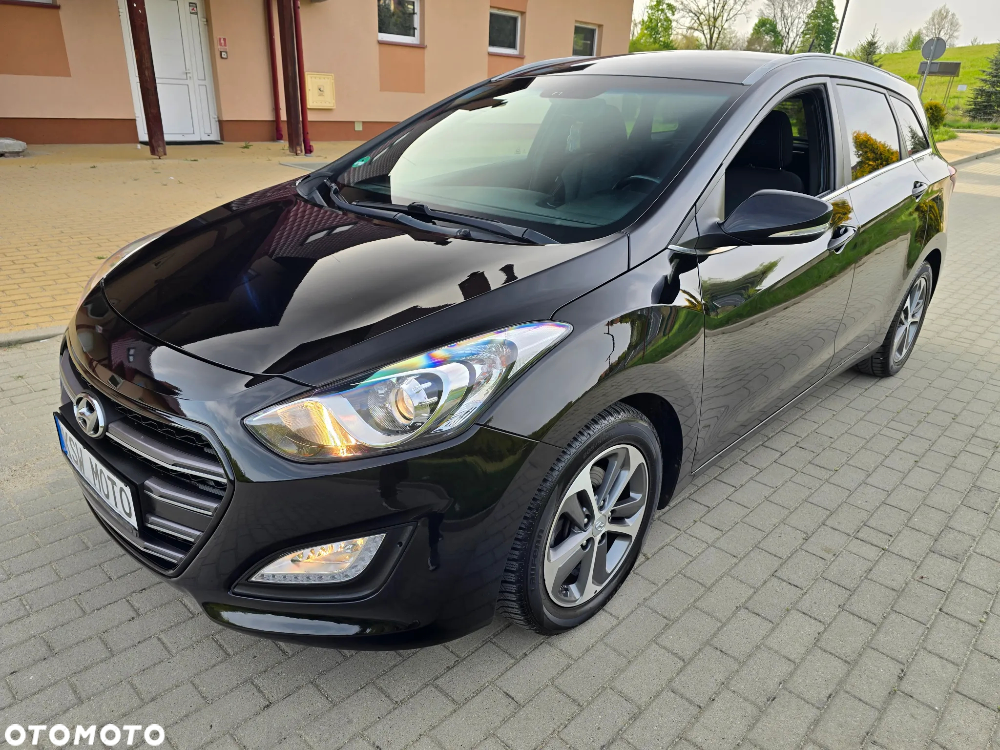 Hyundai i30 Kombi 1.4 Family - 13