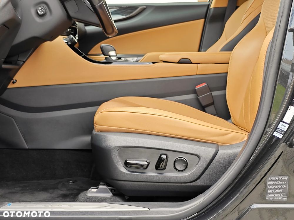 Lexus NX 450h+ Omotenashi AWD - 12